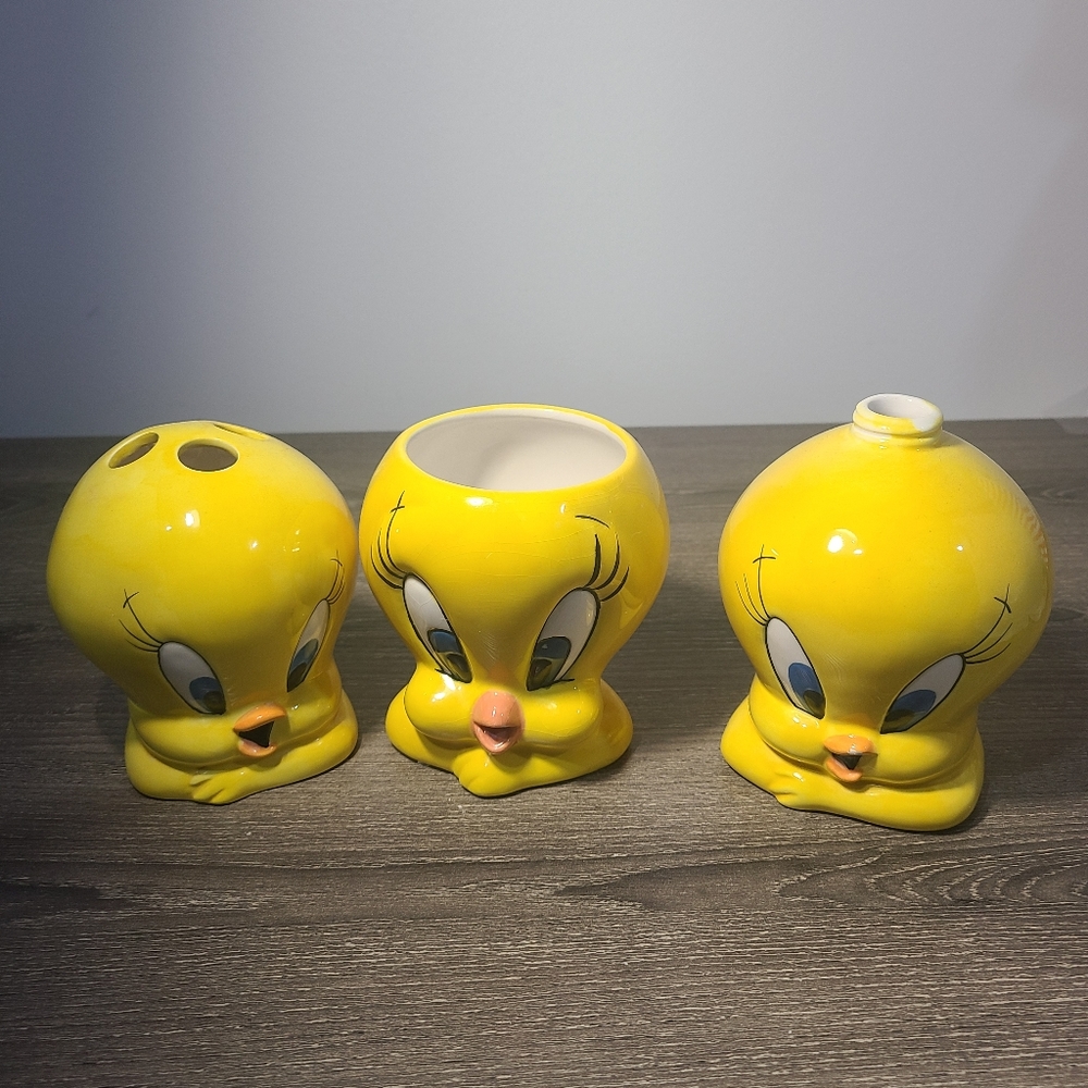 Tweety Bird Bathroom Set